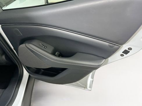 Used 2023 Ford Mustang Mach-E Premium RWD image 31
