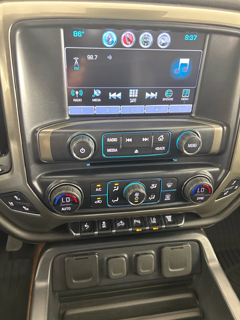 Used 2019 Chevrolet Silverado 3500 High Country w/ Duramax Plus Package AWD/4WD image 12