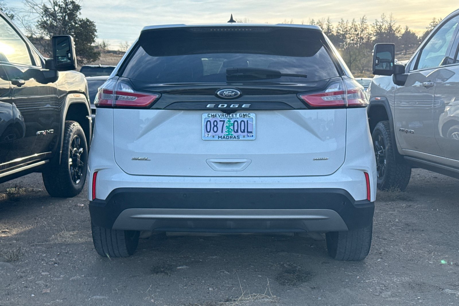 Used 2023 Ford Edge SEL AWD/4WD image 5