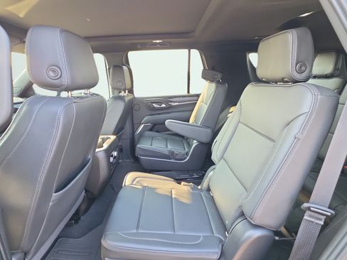 Used 2022 GMC Yukon Denali AWD/4WD image 22