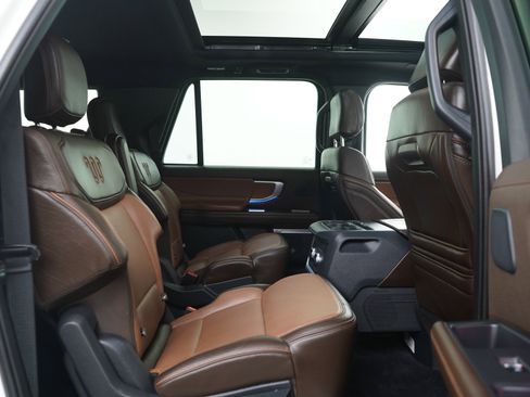 Used 2025 Ford Expedition Max King Ranch AWD/4WD image 13