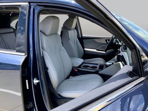 Used 2026 Acura MDX FWD w/ Technology Package image 9
