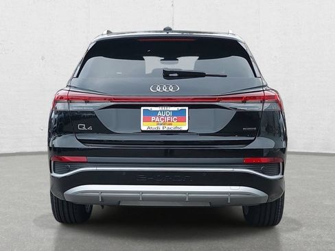 Certified 2023 Audi Q4 e-tron Premium Plus w/ Premium Plus AWD/4WD image 6