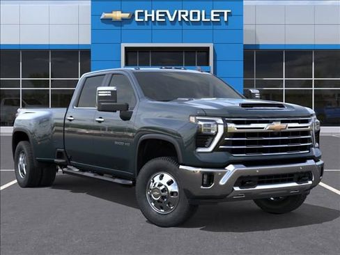 New 2026 Chevrolet Silverado 3500 LTZ AWD/4WD image 7