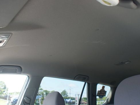 Used 2006 Toyota RAV4 2WD image 6