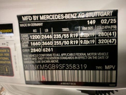 New 2025 Mercedes-Benz GLC 350e 4MATIC image 18