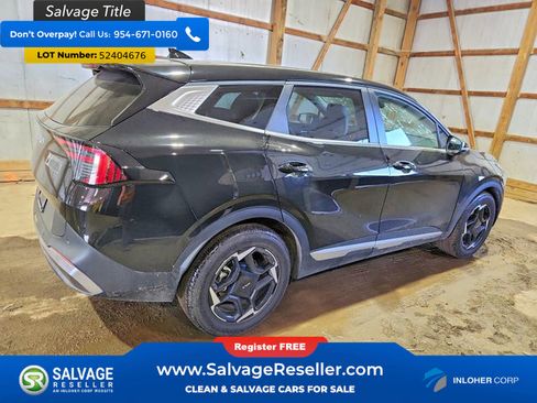 Used 2026 Kia Sportage EX FWD image 4