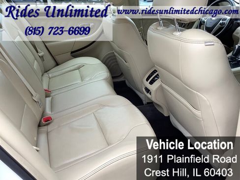 Used 2013 Ford Taurus Limited image 36
