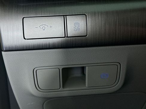 Used 2024 Hyundai Kona SEL FWD image 16