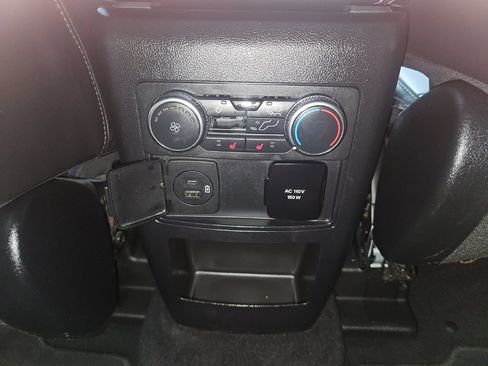 Used 2021 Ford Explorer Limited w/ Equipment Group 301A AWD/4WD image 12