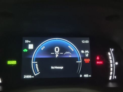 Used 2025 Toyota Camry LE image 27