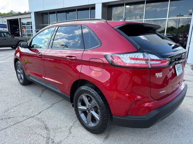 Used 2024 Ford Edge SEL w/ Sport Appearance Package AWD/4WD image 5