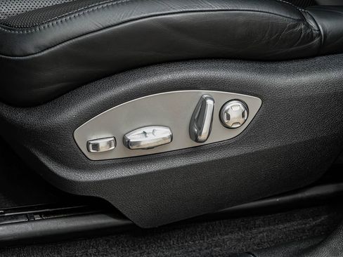 Used 2021 Porsche Macan GTS w/ Premium Package Plus (PF9) image 29