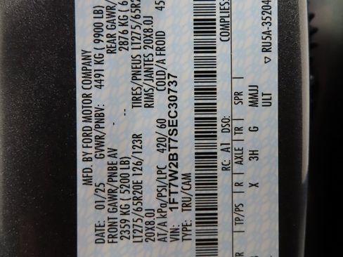 Used 2025 Ford F250 Platinum image 80