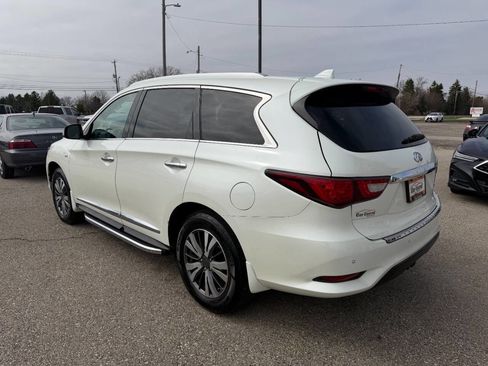 Used 2017 INFINITI QX60 AWD w/ Premium Plus Package image 3