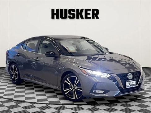 Used 2020 Nissan Sentra SR image 1