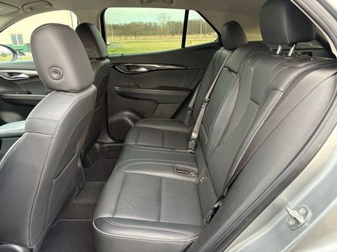 Used 2023 Buick Envision Essence image 12