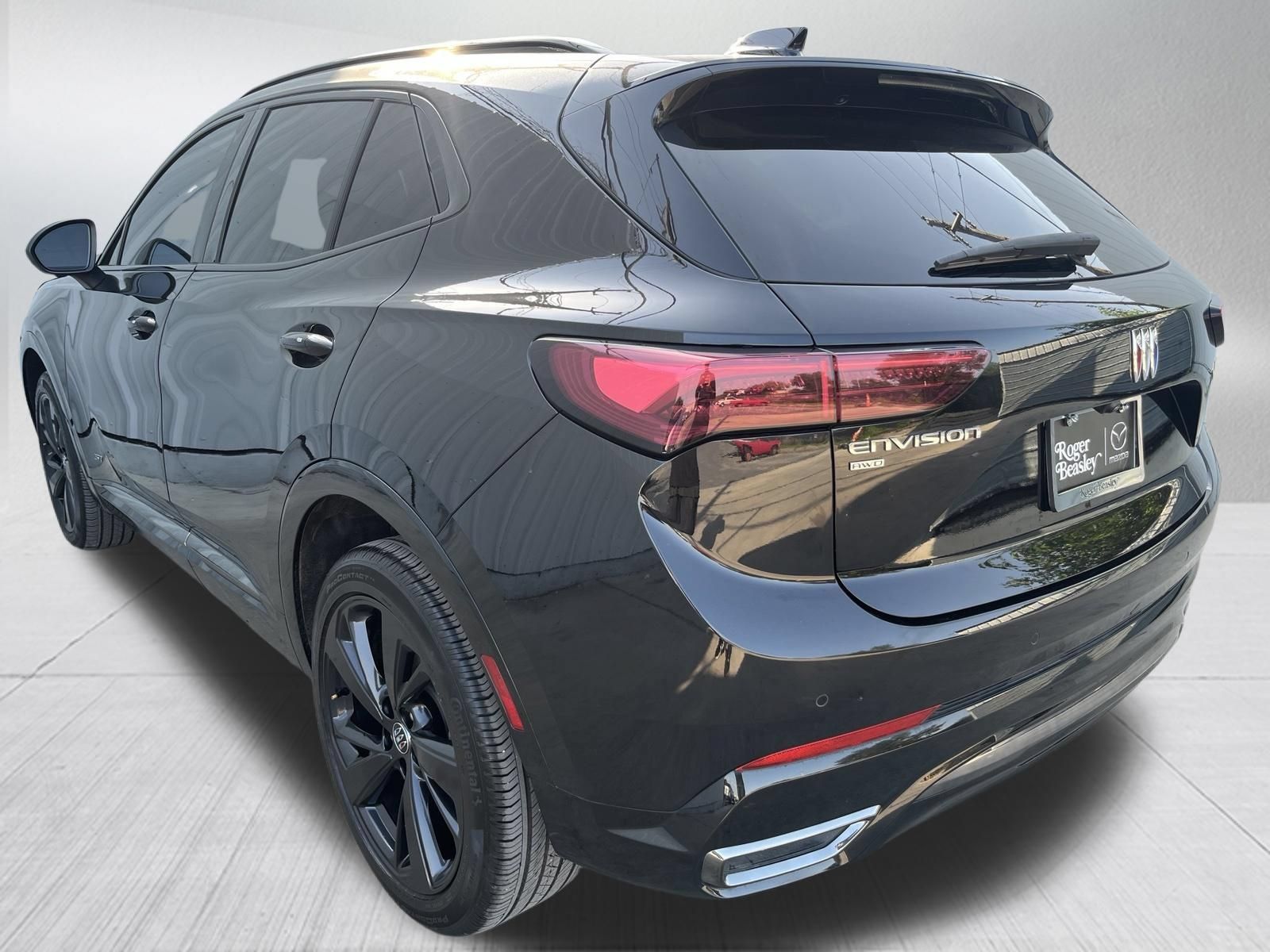 Used 2025 Buick Envision Sport Touring AWD/4WD image 6