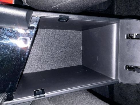 Used 2022 Hyundai Elantra SEL w/ Convenience Package FWD image 39