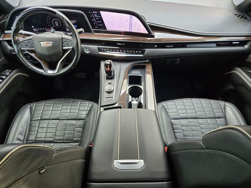 Used 2023 Cadillac Escalade Sport Platinum AWD/4WD image 13