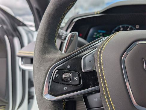 Used 2023 Chevrolet Corvette Stingray Premium Conv w/ Z51 Performance Package RWD image 13