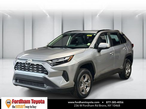 Certified 2025 Toyota RAV4 XLE image 8