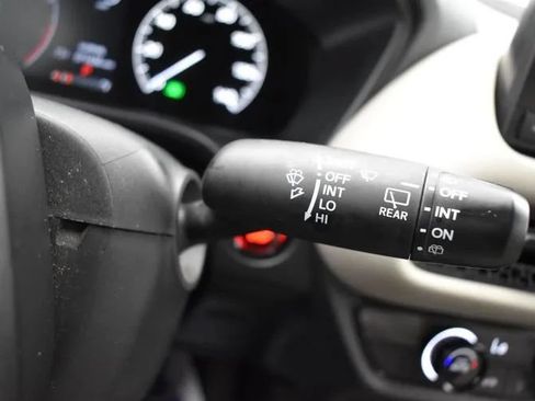 Used 2024 Honda HR-V LX image 25