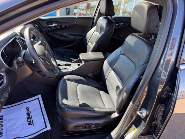 Certified 2017 Chevrolet Malibu LT w/ Leather Package FWD image 13