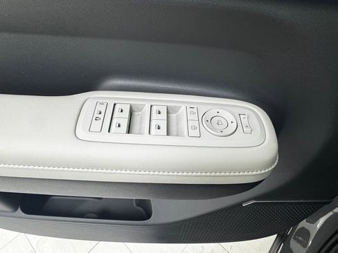 Used 2024 Hyundai Santa Fe Limited image 26