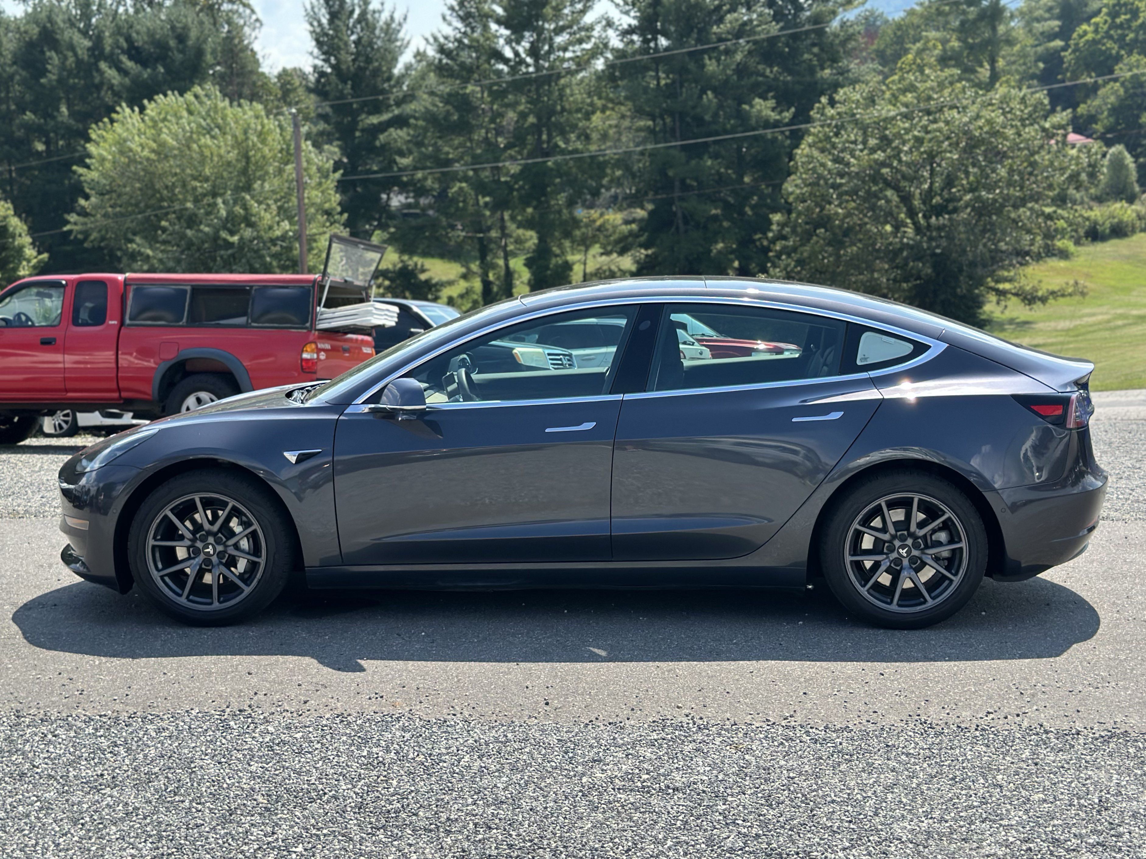 Used 2020 Tesla Model 3 Long Range AWD/4WD image 6