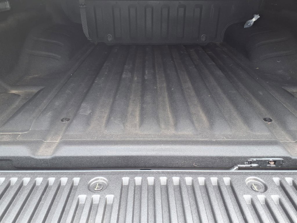 Used 2025 Nissan Frontier Pro-X w/ Pro Convenience Package RWD image 11