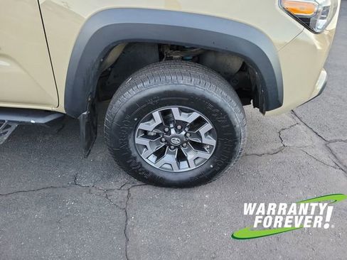 Used 2017 Toyota Tacoma TRD Off-Road image 20