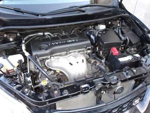 Used 2010 Toyota Matrix S image 23