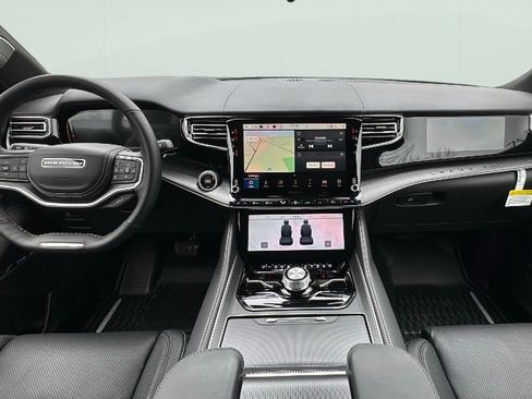 New 2026 Jeep Grand Wagoneer Summit image 2