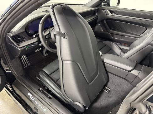 New 2026 Porsche 911 Carrera 4S image 26