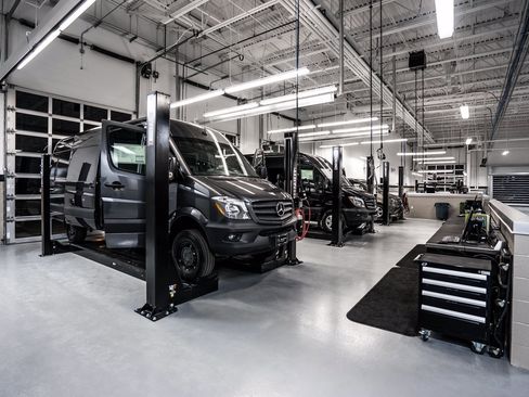 Used 2025 Mercedes-Benz Sprinter 2500 image 34