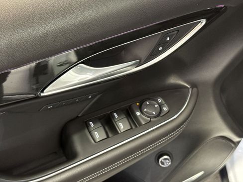 Used 2025 Buick Envision Preferred AWD/4WD image 16