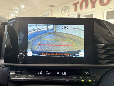 Certified 2025 Toyota Camry SE image 18