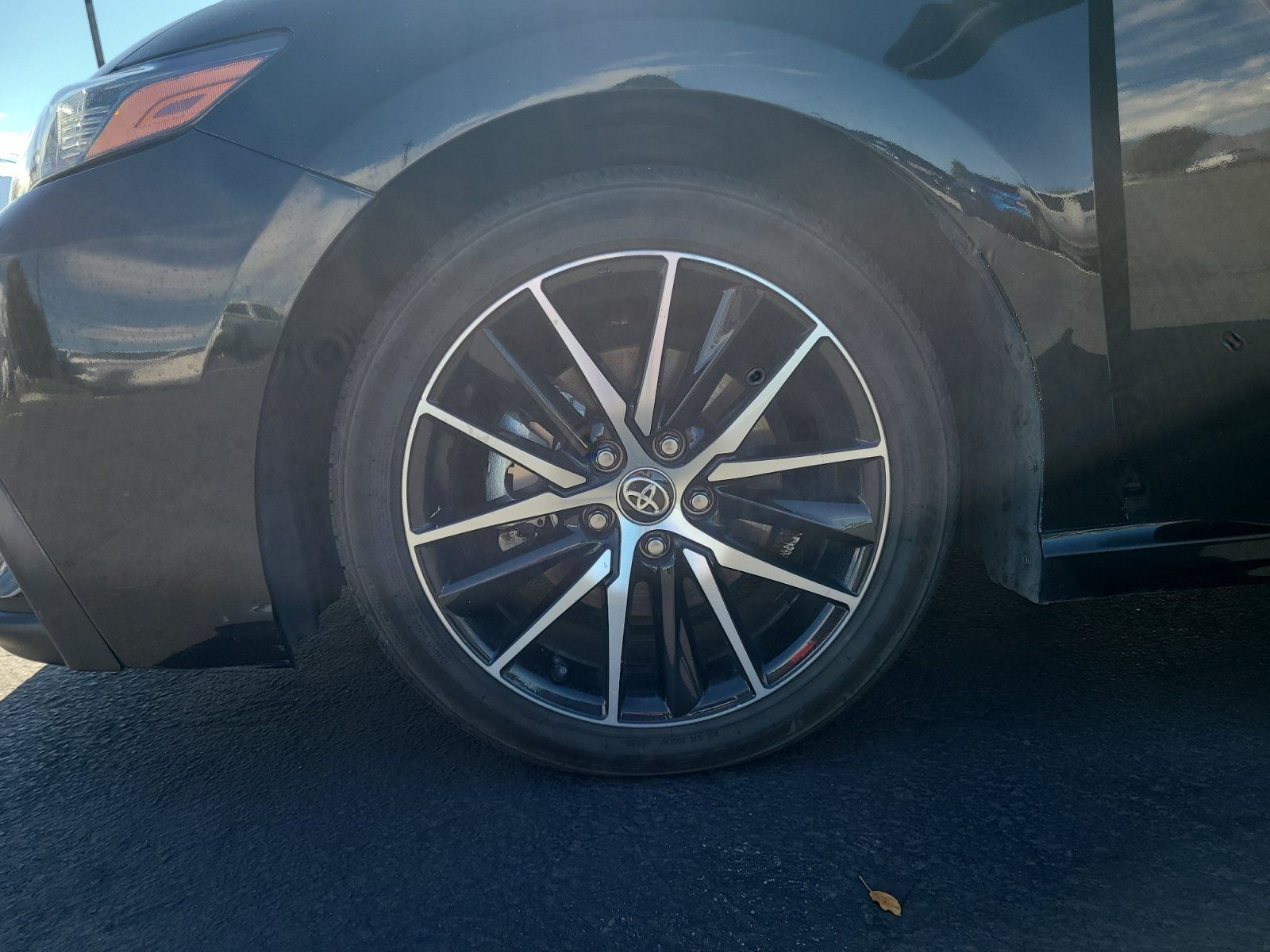 Used 2024 Toyota Camry SE FWD image 26