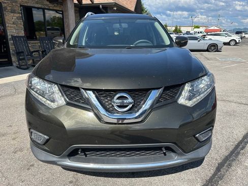 Used 2016 Nissan Rogue S w/ Appearance Package FWD image 9