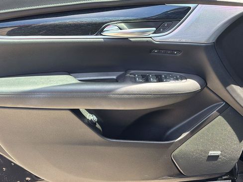 Certified 2023 Cadillac XT5 Premium Luxury FWD image 15