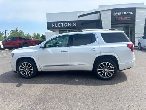 Used 2023 GMC Acadia Denali w/ Denali Ultimate Package AWD/4WD image 9