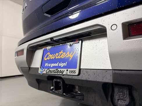 Used 2022 Nissan Pathfinder Platinum w/ Cargo Package image 12