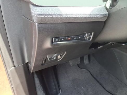 New 2026 Jeep Cherokee Laredo AWD/4WD image 17