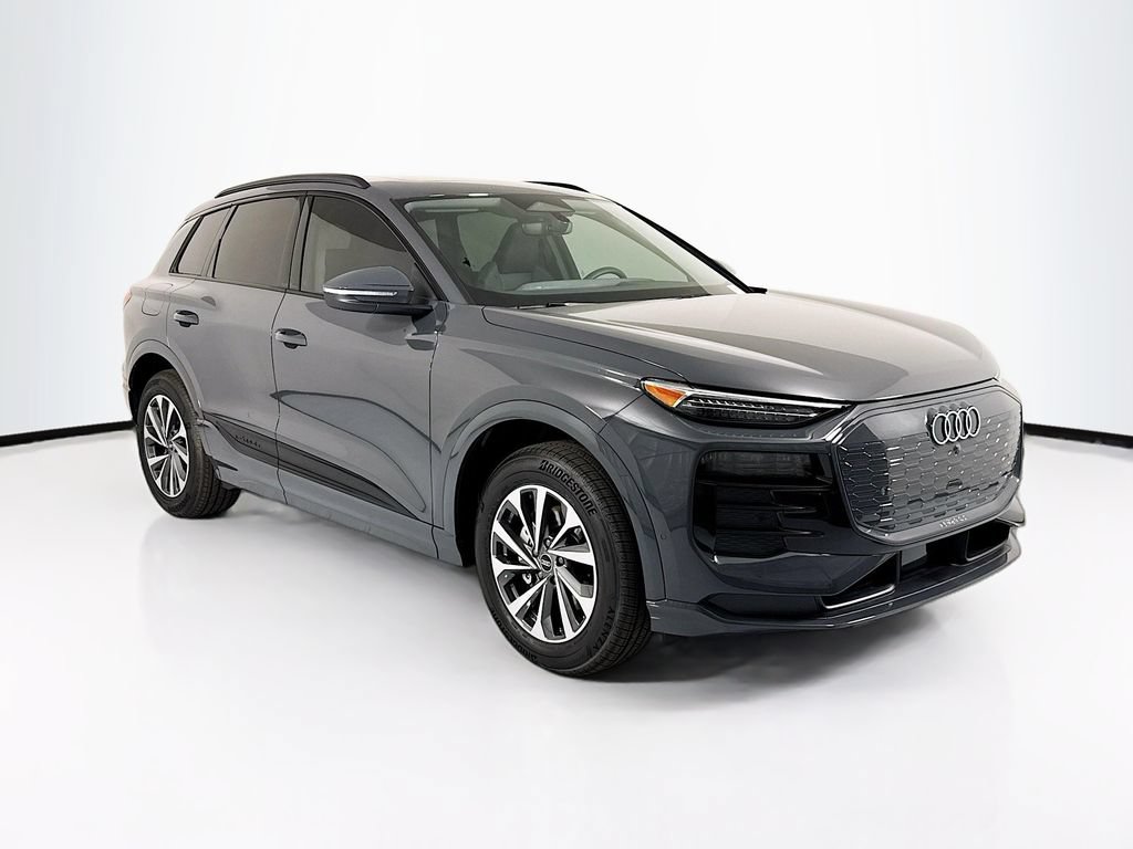 Used 2025 Audi Q6 e-tron Premium Plus AWD/4WD image 4