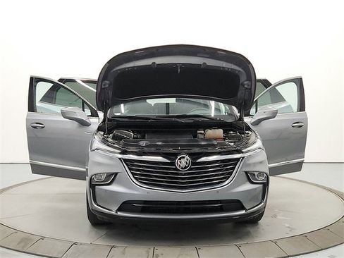 Used 2024 Buick Enclave Premium image 10
