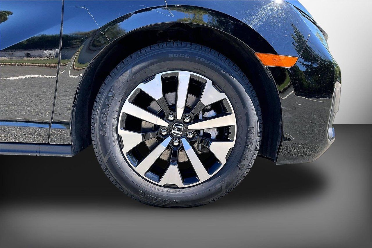 Used 2025 Honda Odyssey EX-L image 34