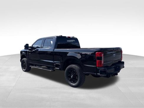 Used 2024 Ford F250 XLT w/ XLT Premium Package AWD/4WD image 17
