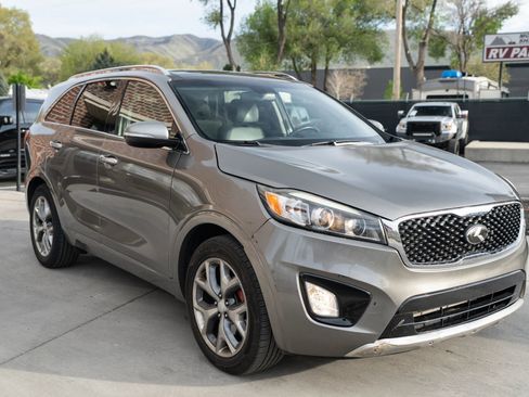 Used 2017 Kia Sorento SX FWD image 10