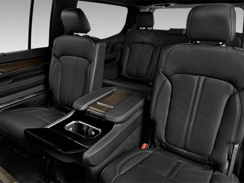 Used 2022 Jeep Grand Wagoneer Series I AWD/4WD image 11